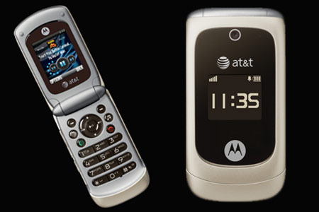 Motorola EM330 phone