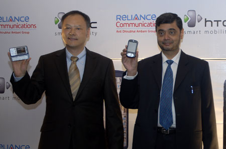 HTC and Reliance heads