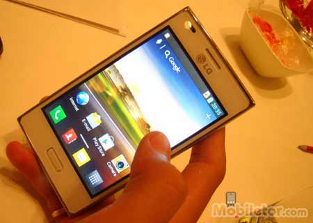 LG Optimus L5 India 02