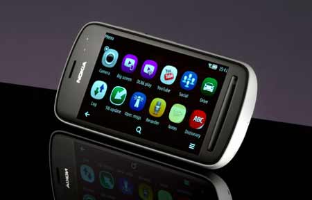 Nokia 808 PureView US 01